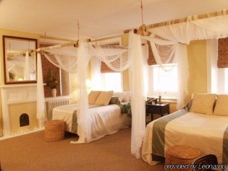 The National Hotel Frenchtown Стая снимка
